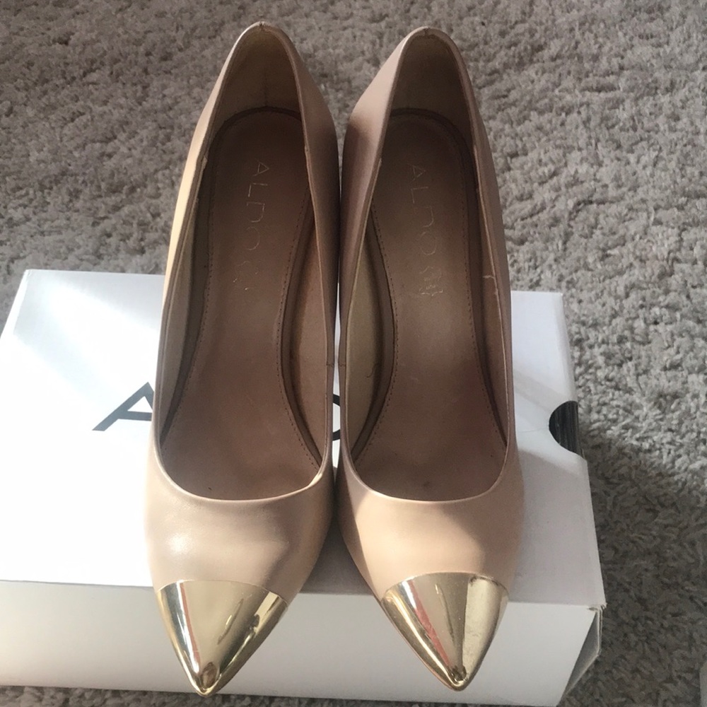 ALDO Cap Toe Pump